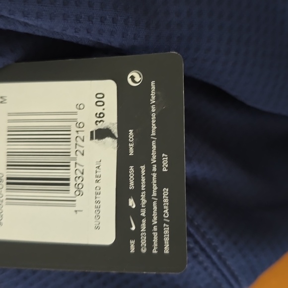 NIKE BRAND SIGNATURE BOYS BLUE PULLOVER HOODED SHIRT SIZE MEDIUM - Picture 6 of 9